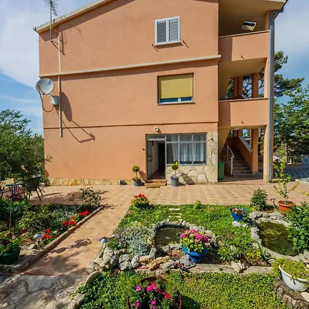 Savin Brodarica (Sibenik-Knin)