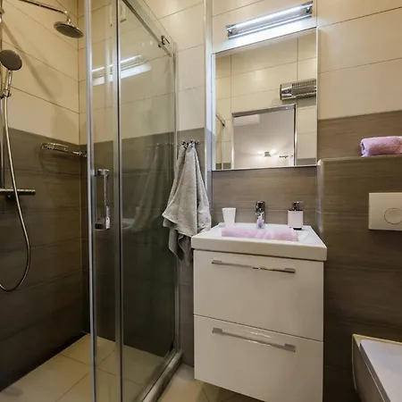 Savin Apartman