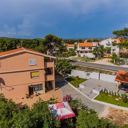 Savin Apartman Brodarica (Sibenik-Knin)