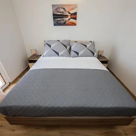 Apartman Savin Brodarica (Sibenik-Knin)