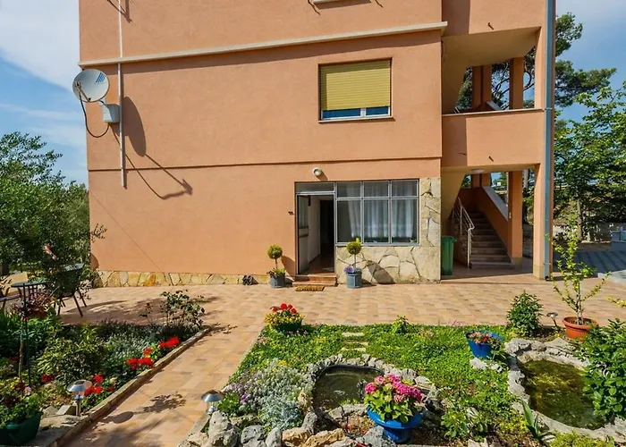 Savin Brodarica (Sibenik-Knin)